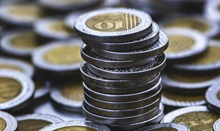 לחסוך בעמלות הבנקים