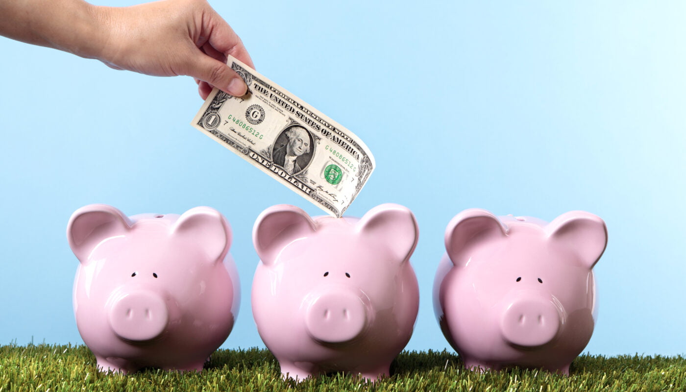 פיקדונות וחסכונות בנקאיים