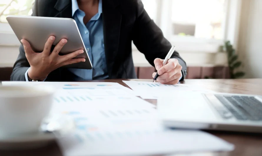 איך כדאי לנהל הוצאות התקשורת?