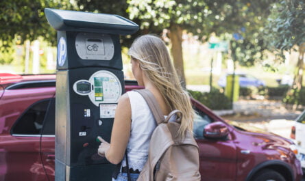 הוצאות חניה וחניונים