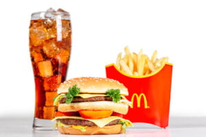 מסעדות של אוכל מהיר(Fast Food-פסט פוד)-מקדונלדס